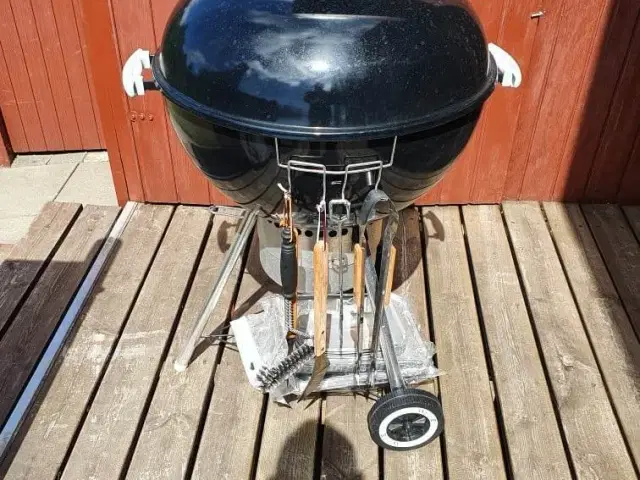 Weber Grill Vester Skerninge GulogGratis Dk