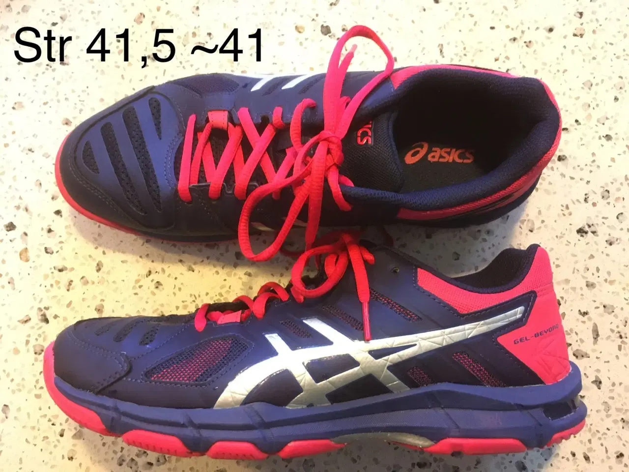 H ndboldsko Asics Gel Beyond 41 5 Vejen GulogGratis