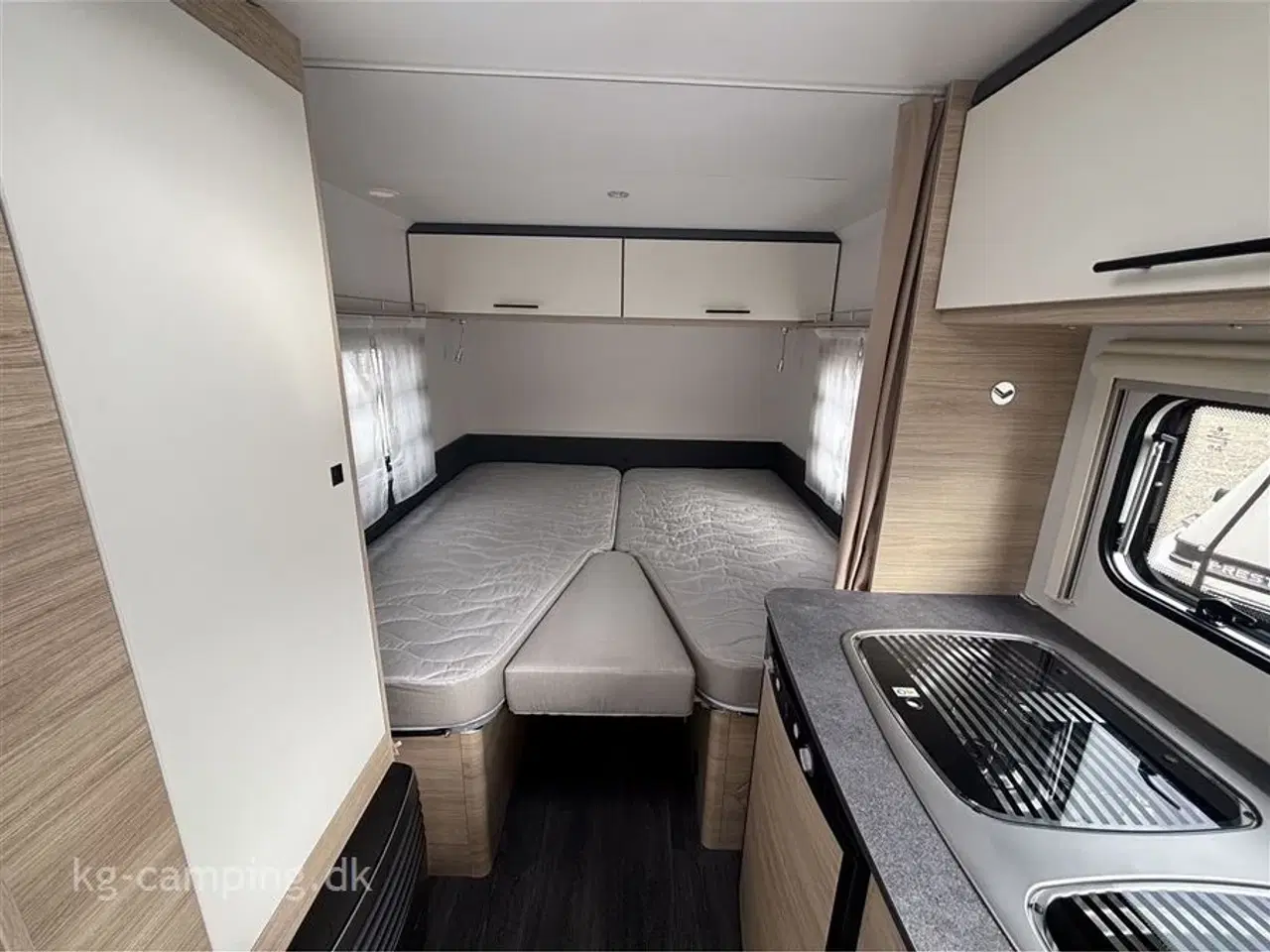 Billede 5 - 2024 - Caravelair ALBA 472   Lys og moderne rejsevogn – perfekt til parret eller den lille familie