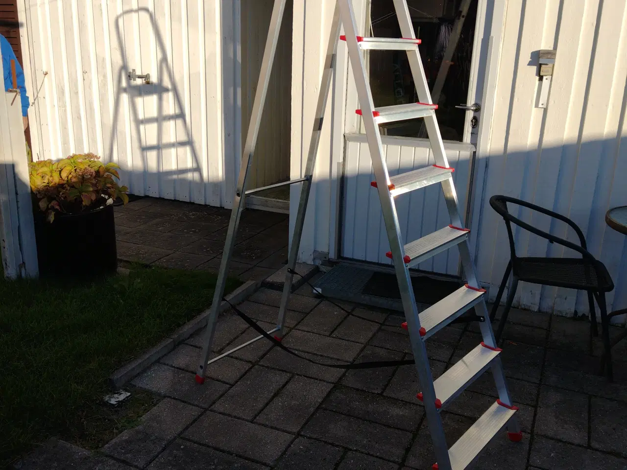 Billede 2 - Trappestige i aluminium.