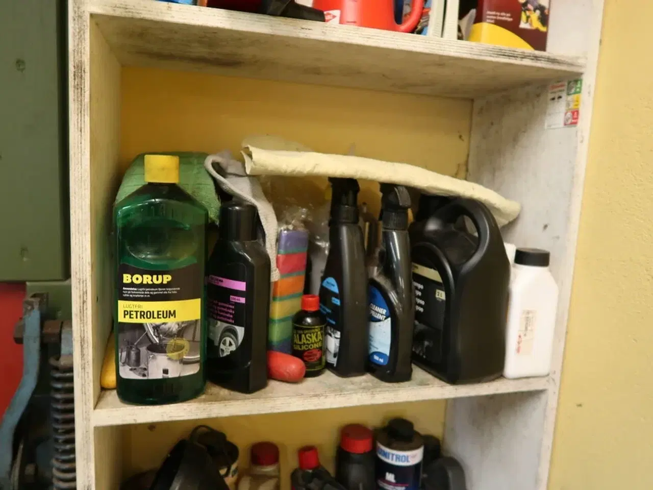 Billede 9 - Div. Reservedele, varelager, plejemidler m.m.