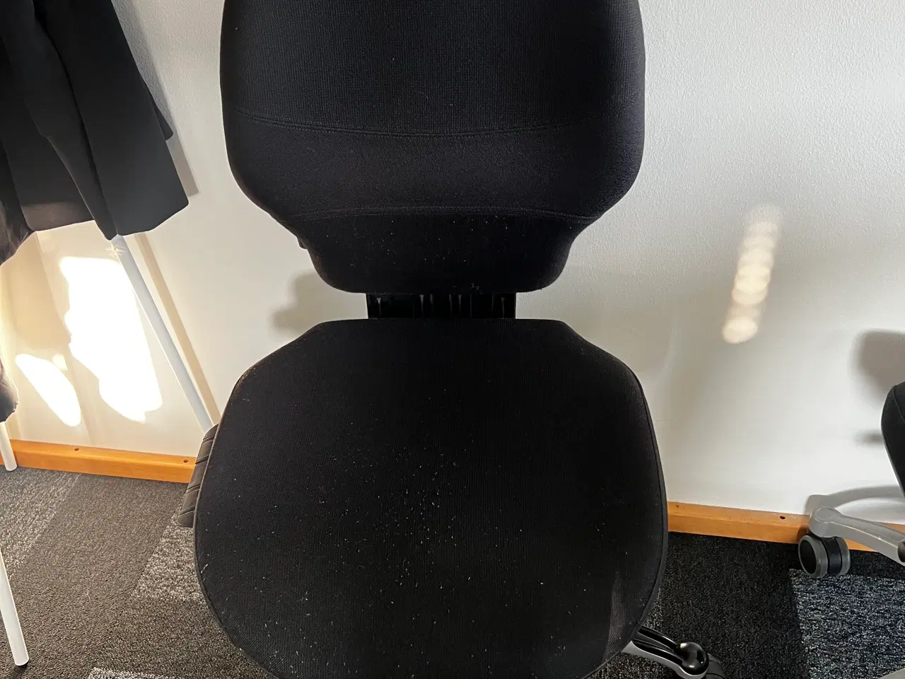 Billede 10 - Rh kontorstole og Dencon skin stole og borde