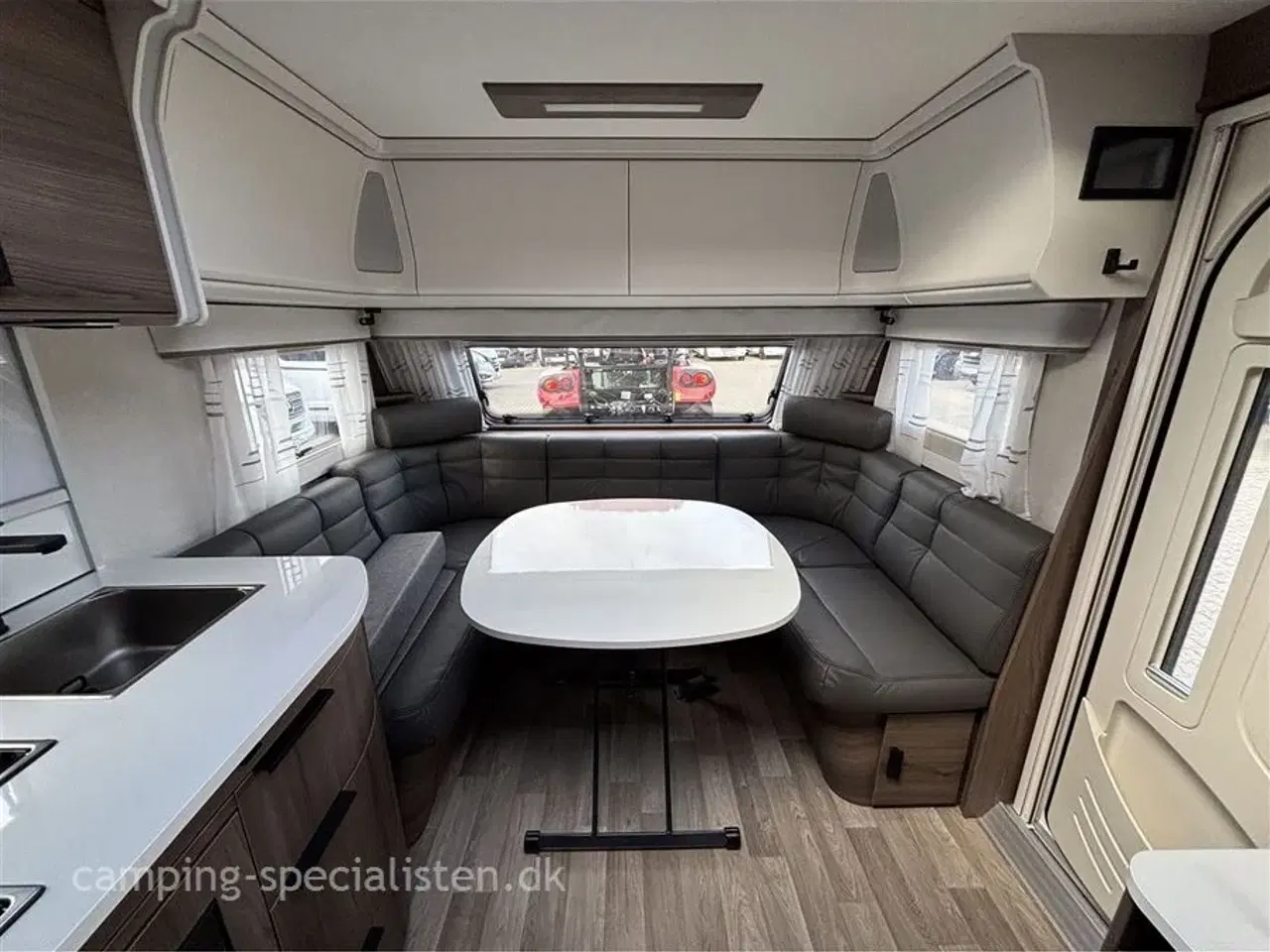 Billede 8 - 2025 - Kabe Ametist 560 GLE KS B8 PREMIUM LINE   Kabe Ametist GLE KS B8 PREMIUM LINE model 2025 kan snart opleves hos Camping-Specialisten.dk