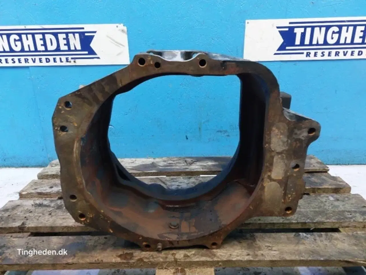 Billede 13 - New Holland T6 Afstandsstykke 47556462