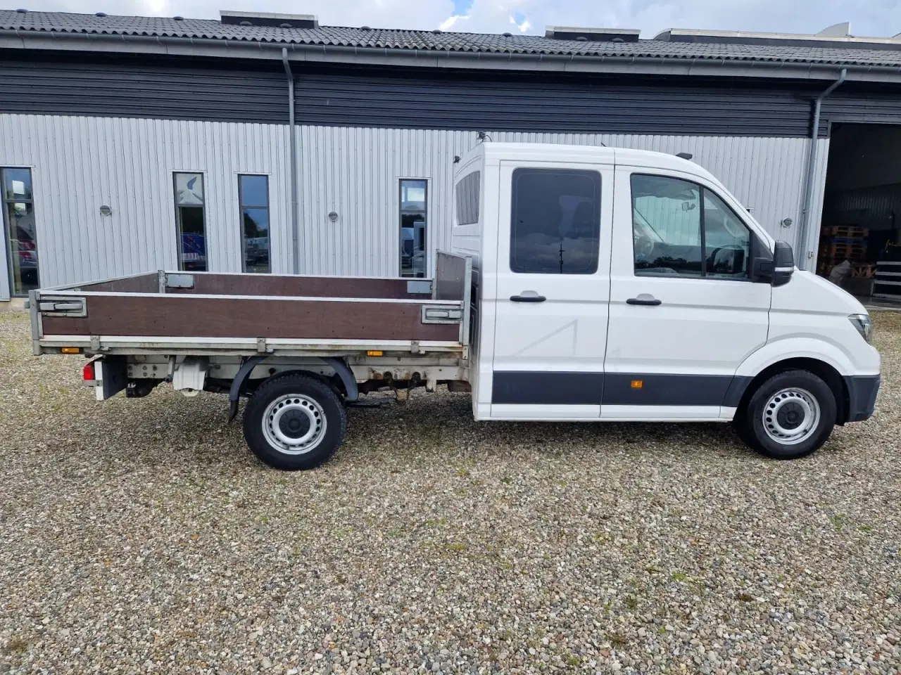 Billede 6 - VW Crafter 35 2,0 TDi 177 Mandskabsvogn m/lad L3