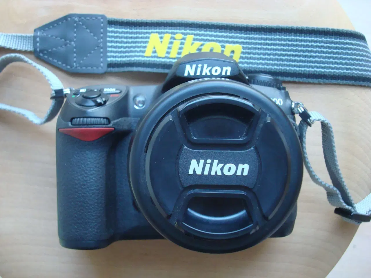 Billede 2 - Flot Nikon D200 m UV, lens cap og rem