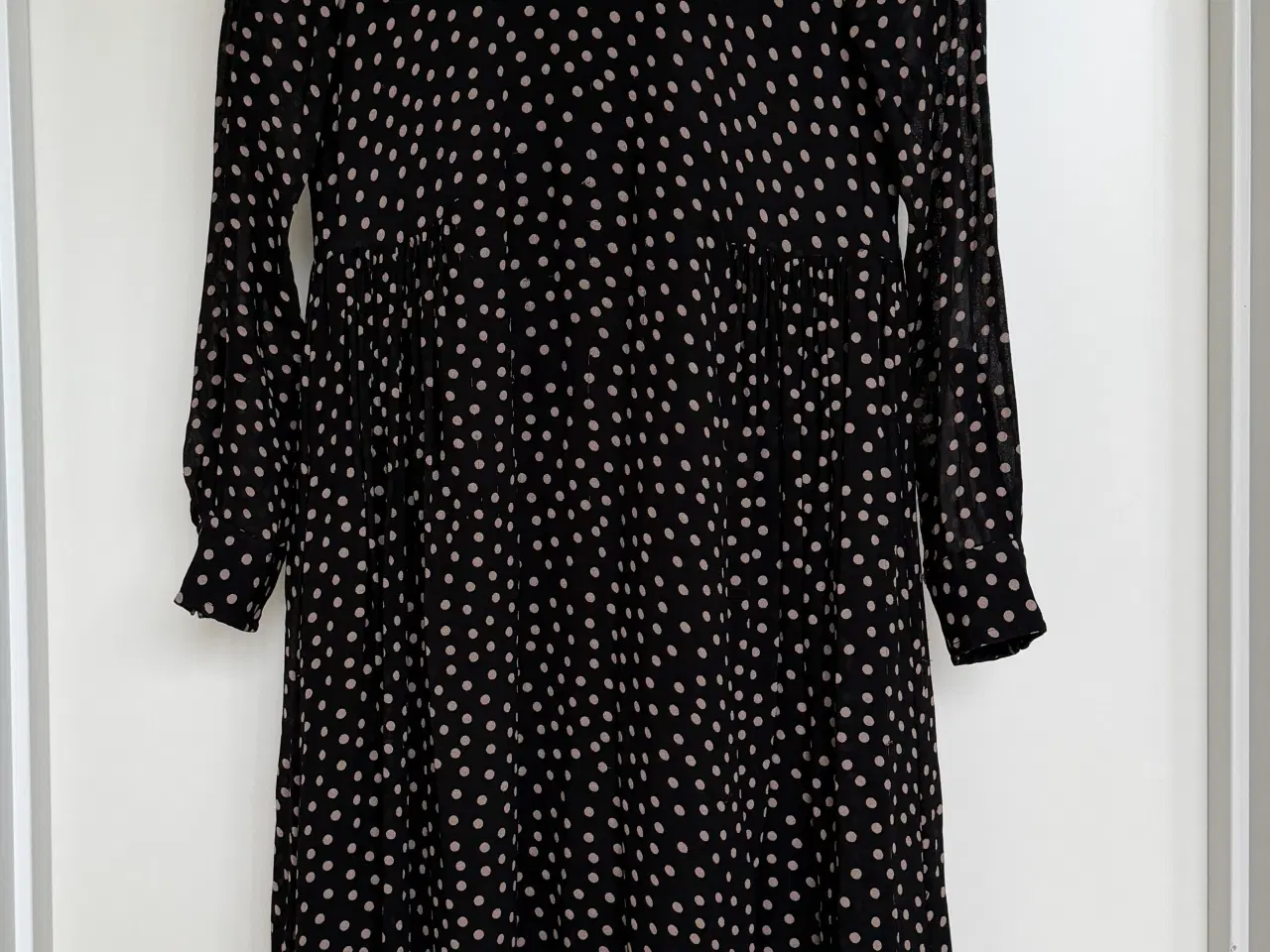 Billede 1 - Ganni kjole