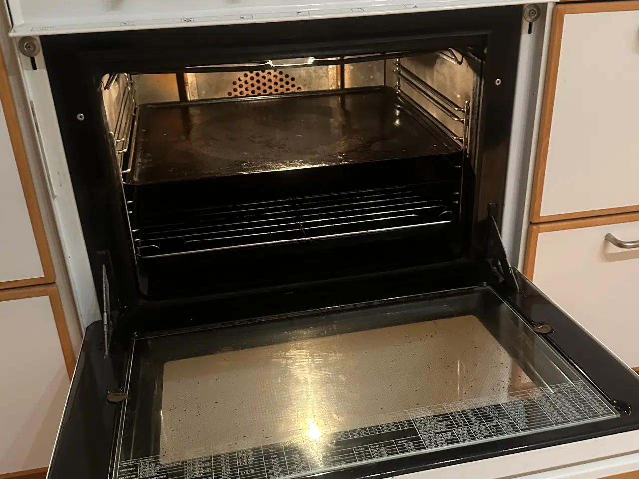 Billede 3 - Komfur Keramisk Voss