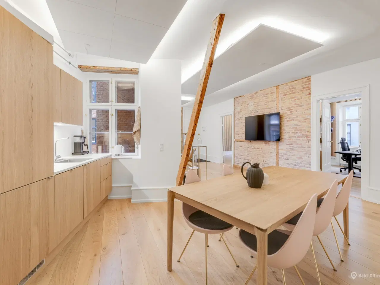 Billede 9 - Charmerende lejemål med rustikke detaljer