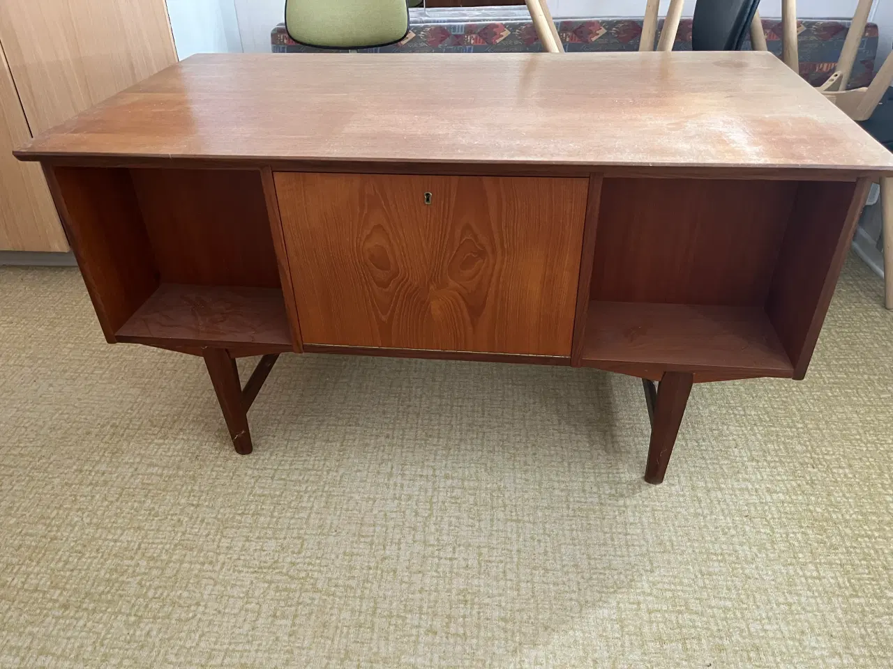 Billede 2 - Teakteæ skrivebord