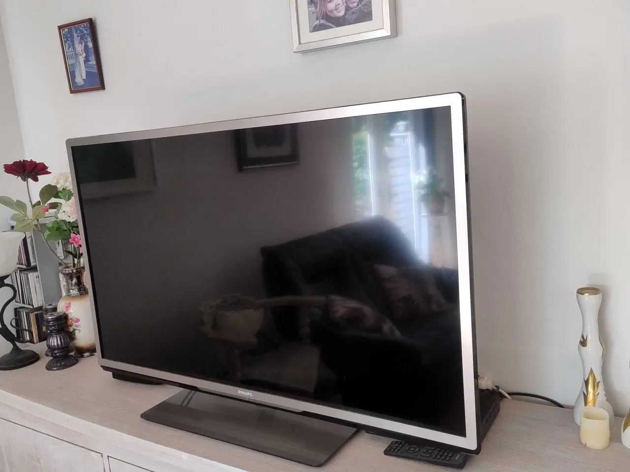 Billede 1 - Fladskærm Philips smart tv 46 tommer 