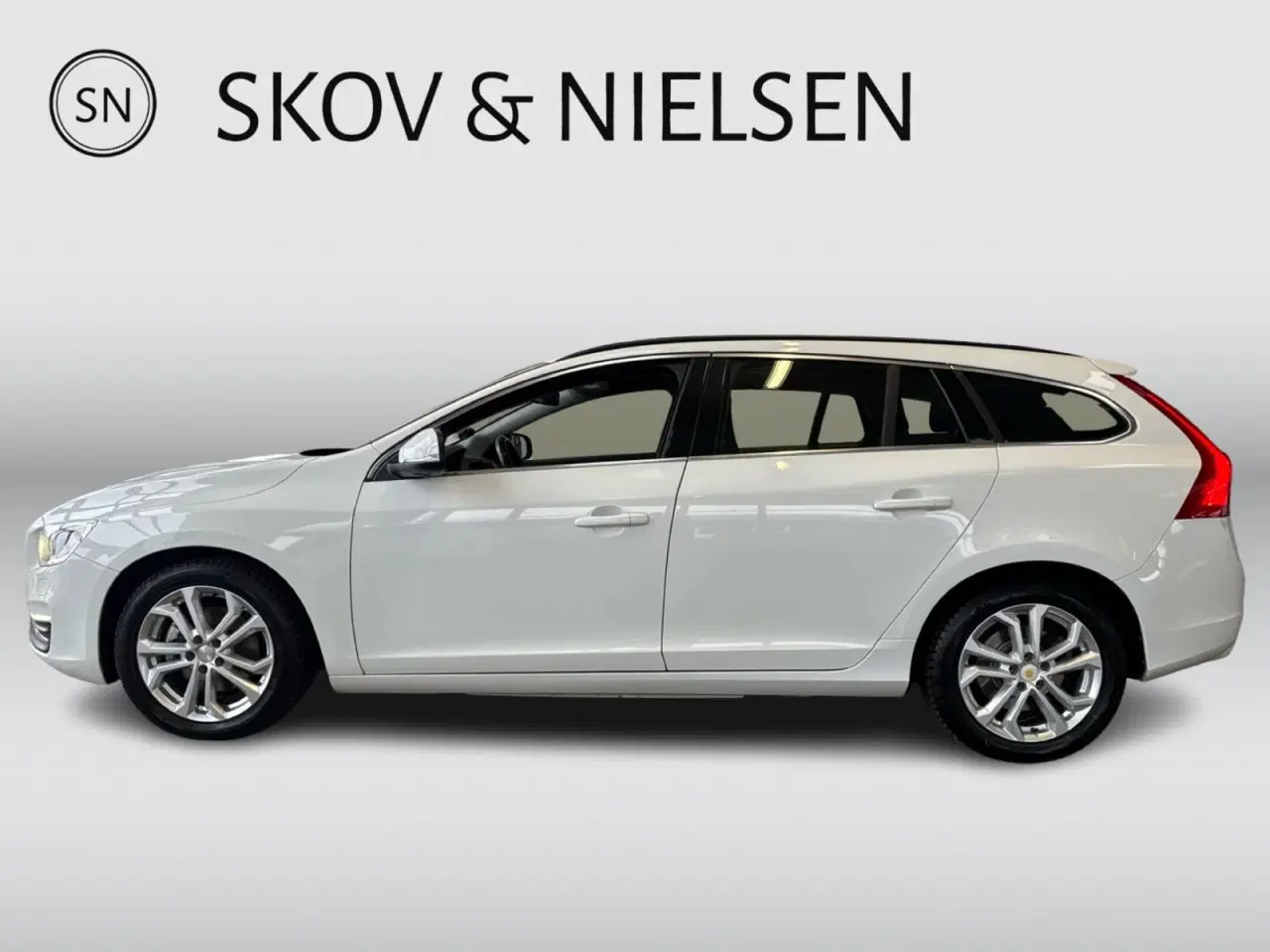 Billede 2 - Volvo V60 2,0 D4 181 Momentum Drive-E