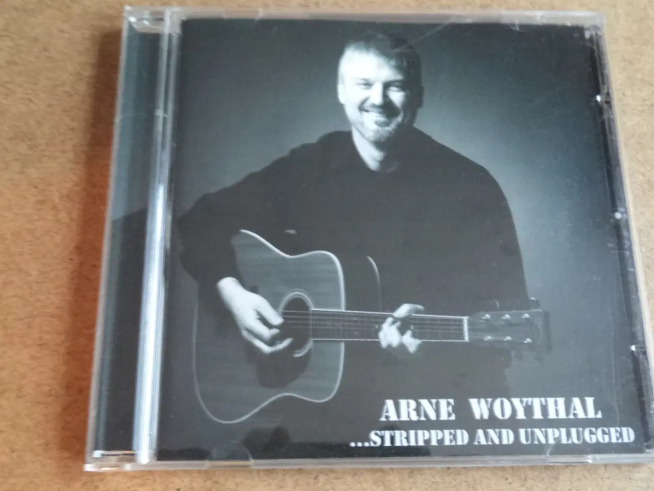 Billede 1 - Arne Woythal ** Stripped And Unplugged