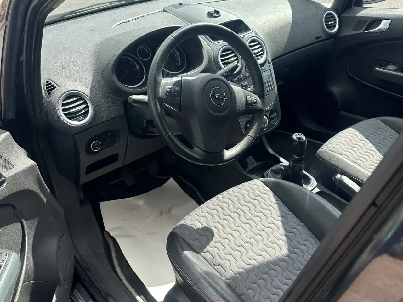 Billede 7 - Opel Corsa 1,3 CDTi 95 Cosmo eco