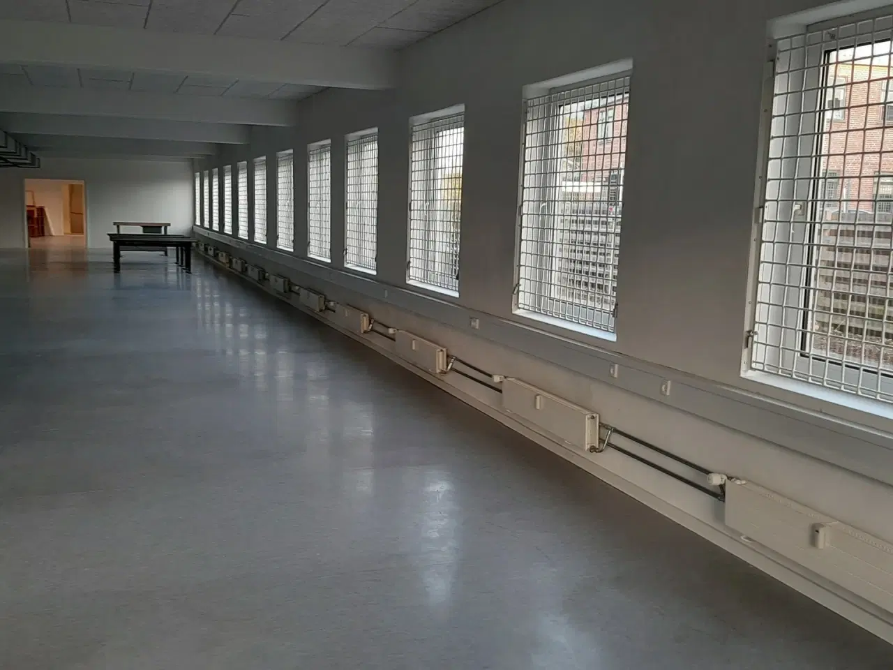 Billede 7 - Lager. Værksted, Butik, Showroom, Undervisning- med port