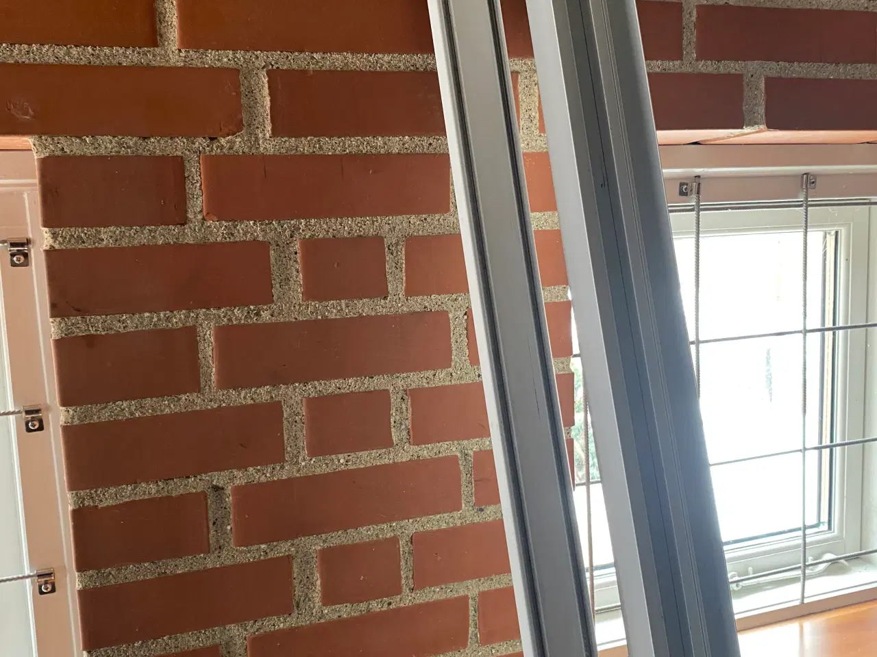 Billede 9 - Skab til indbygning m. Garderobe og hylder