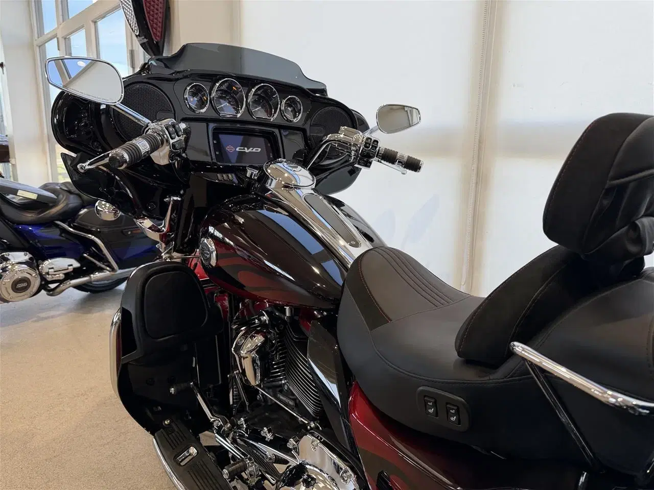 Billede 30 - Harley Davidson FLHTCUTGSE Tri Glide Ultra CVO 117" Trike