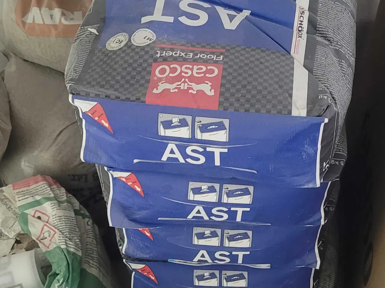 Billede 1 - Gulvspartelmasse Casco HAND (7 poser) - 71% rabat