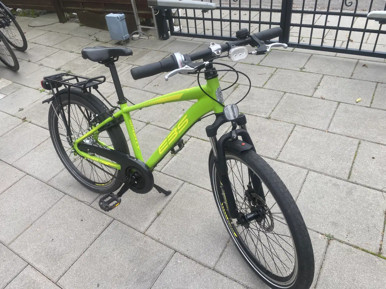 Billede 9 - Købt til 5399 kr 🤑 24 tommer FED model 