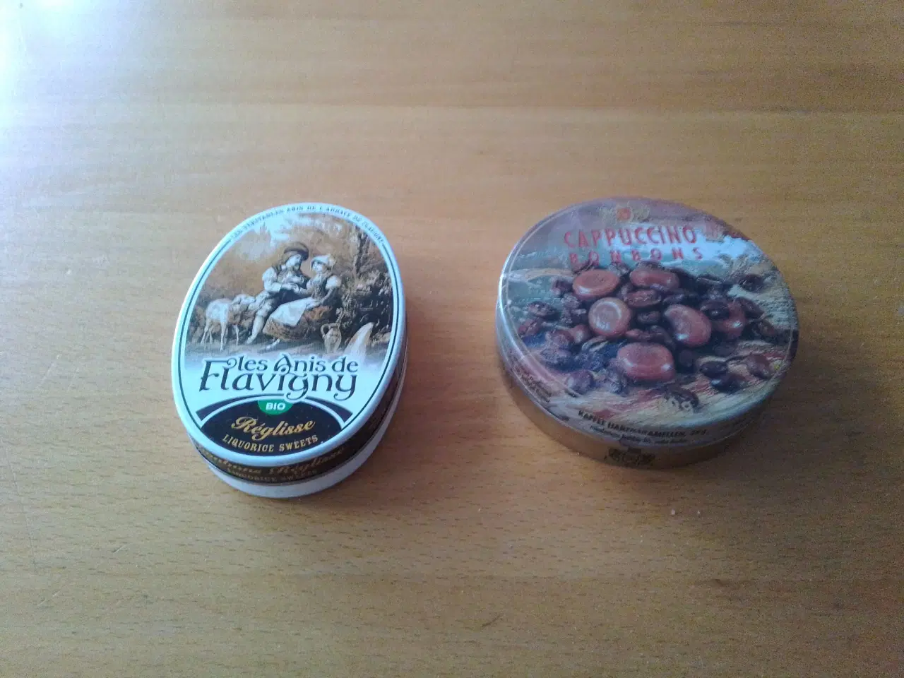 Billede 14 - 9 forskellige dåser III