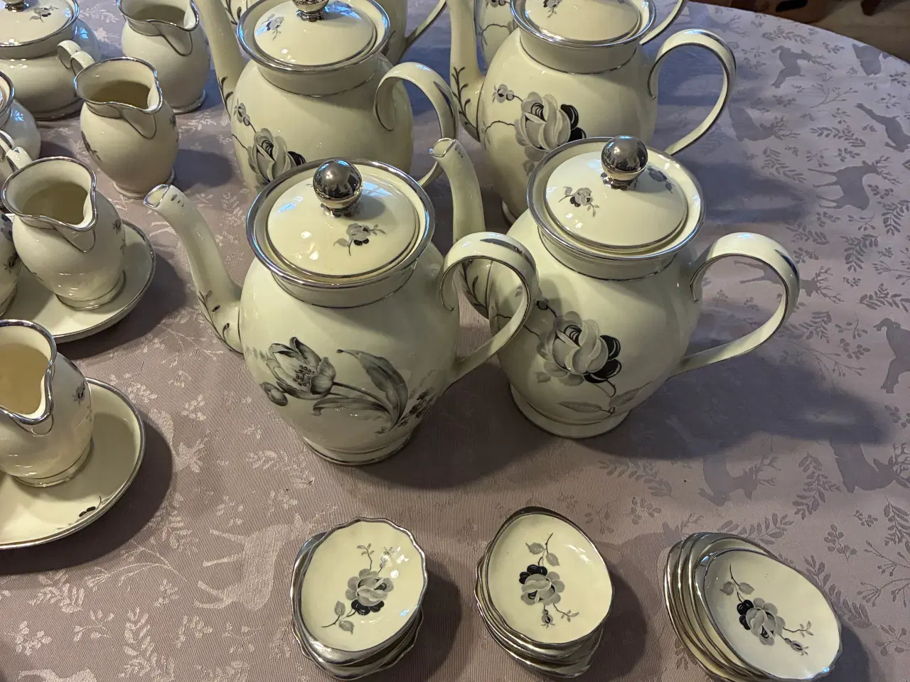 Billede 1 - Spisestel