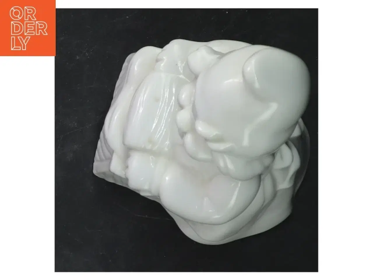 Billede 4 - Porcelænsfigur af nisse (str. 15 cm)