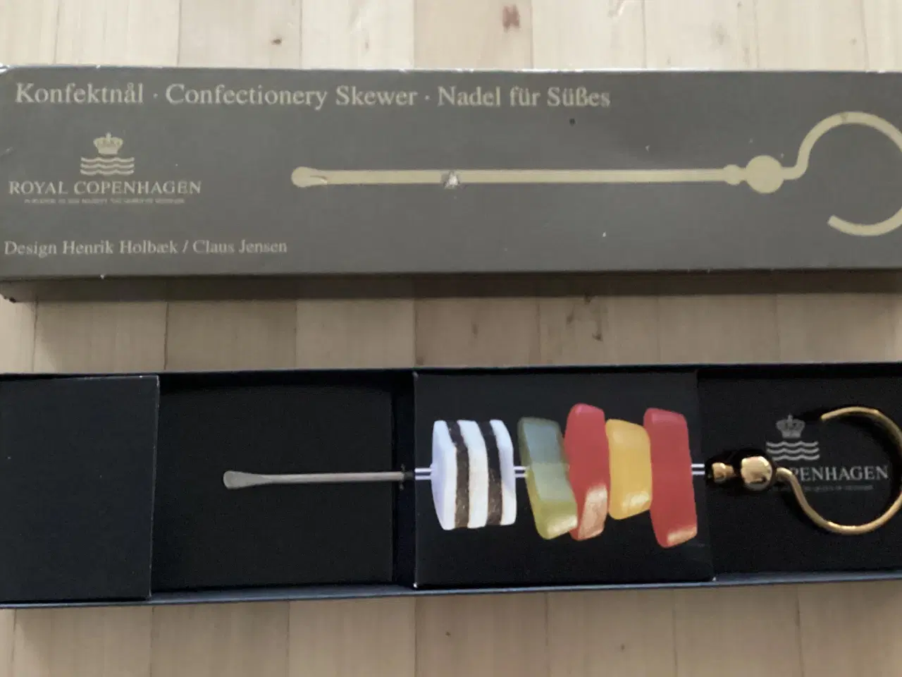 Billede 1 - Royal Copenhagen frugt/konfekt/ slik nål