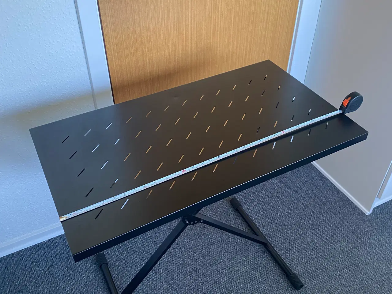 Billede 2 - Foldbar metal bord af mærket Millenium