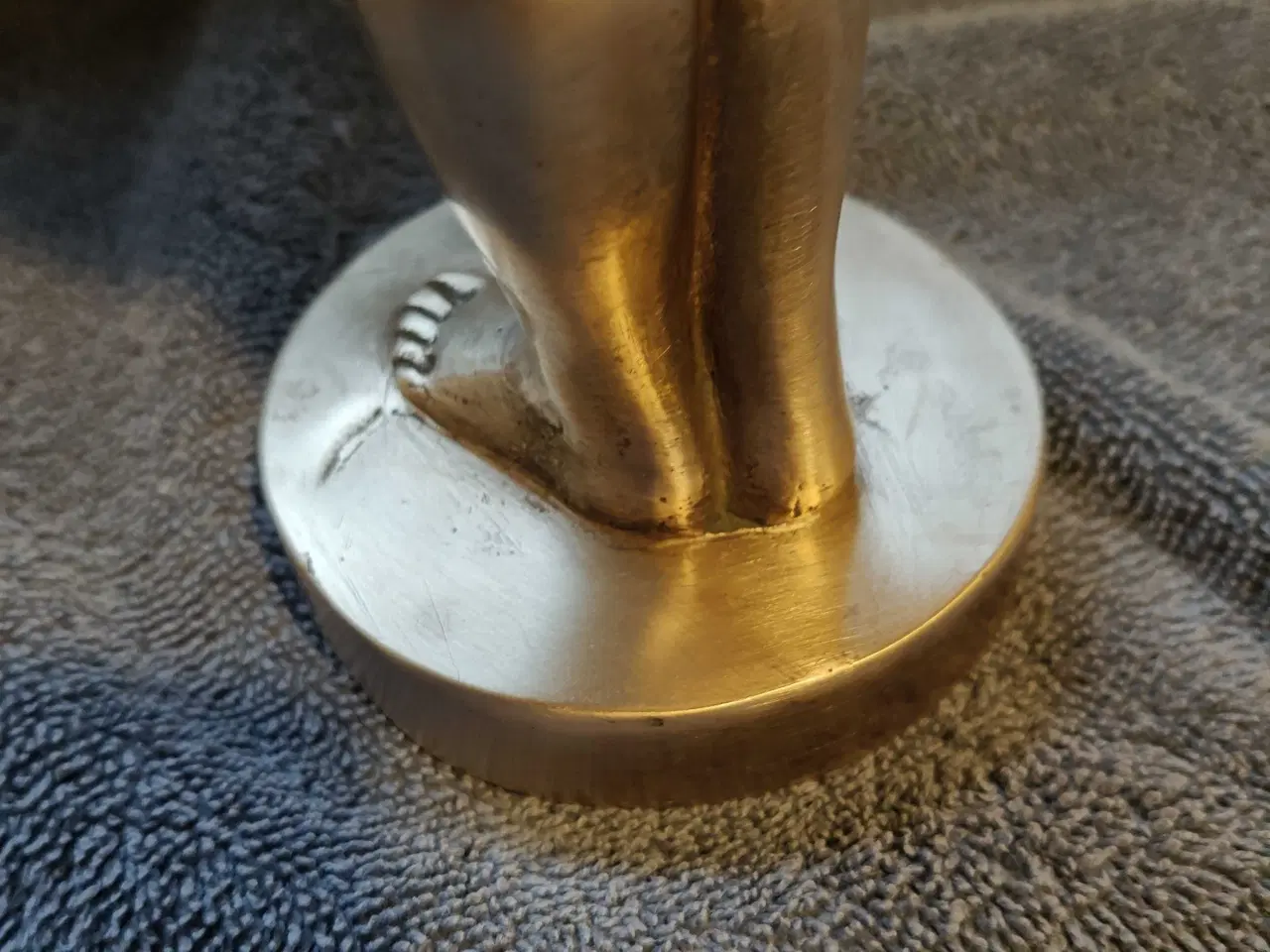 Billede 14 - Messing figur dame med baby