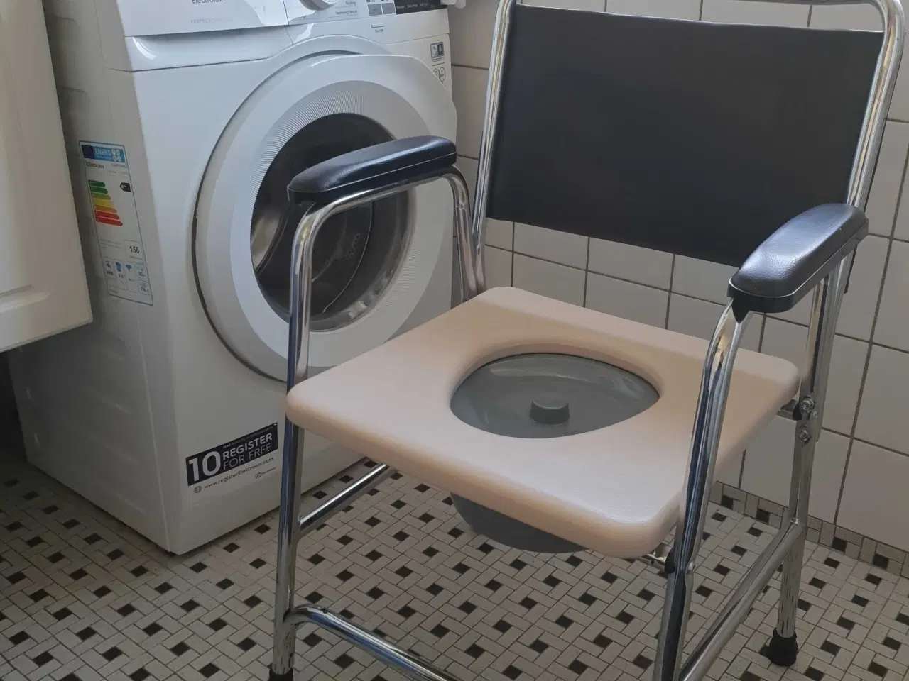 Billede 2 - Toiletstol 