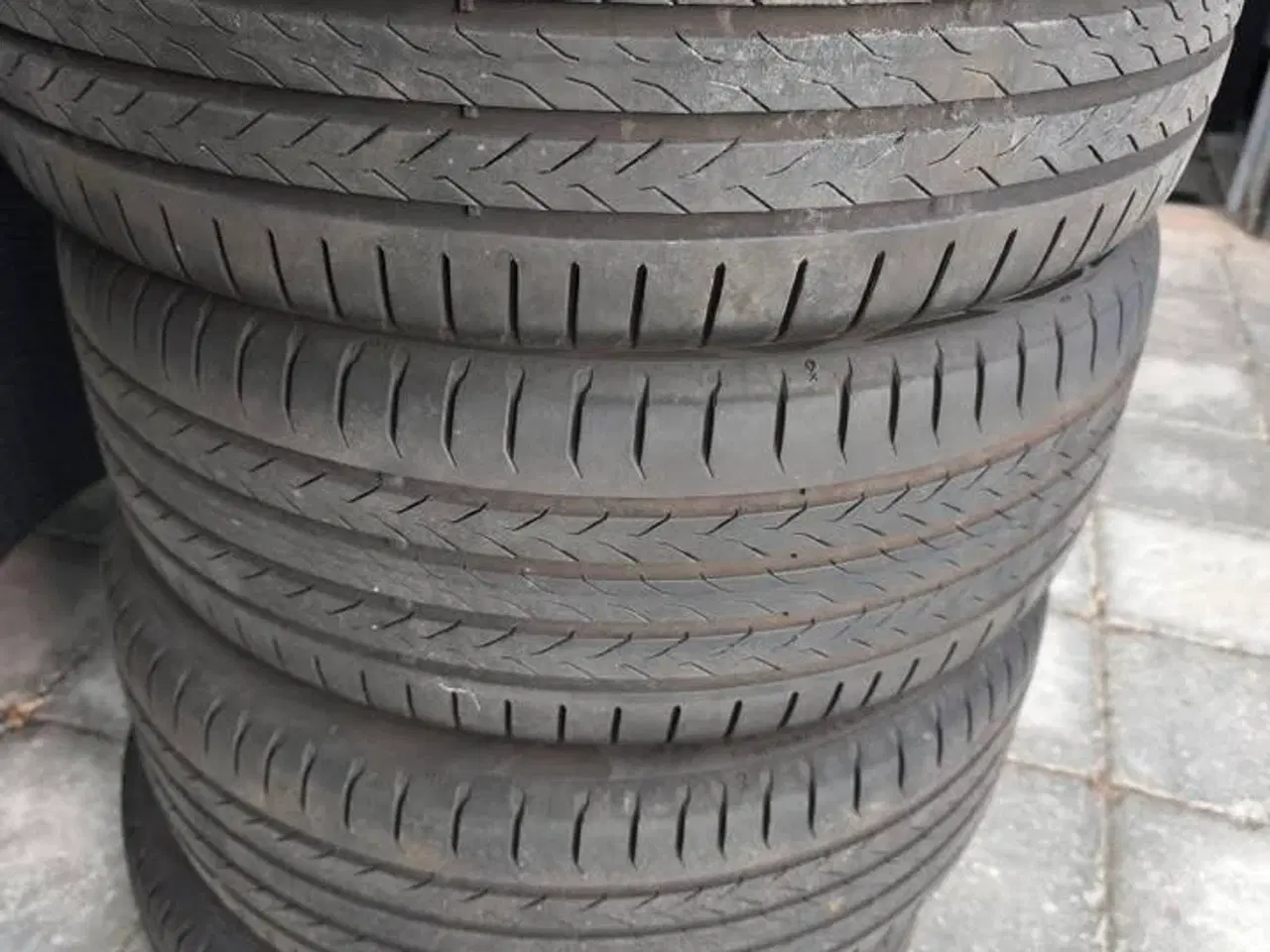 Billede 1 - Continental ecocontact 6q 235 45 r19 99v xl