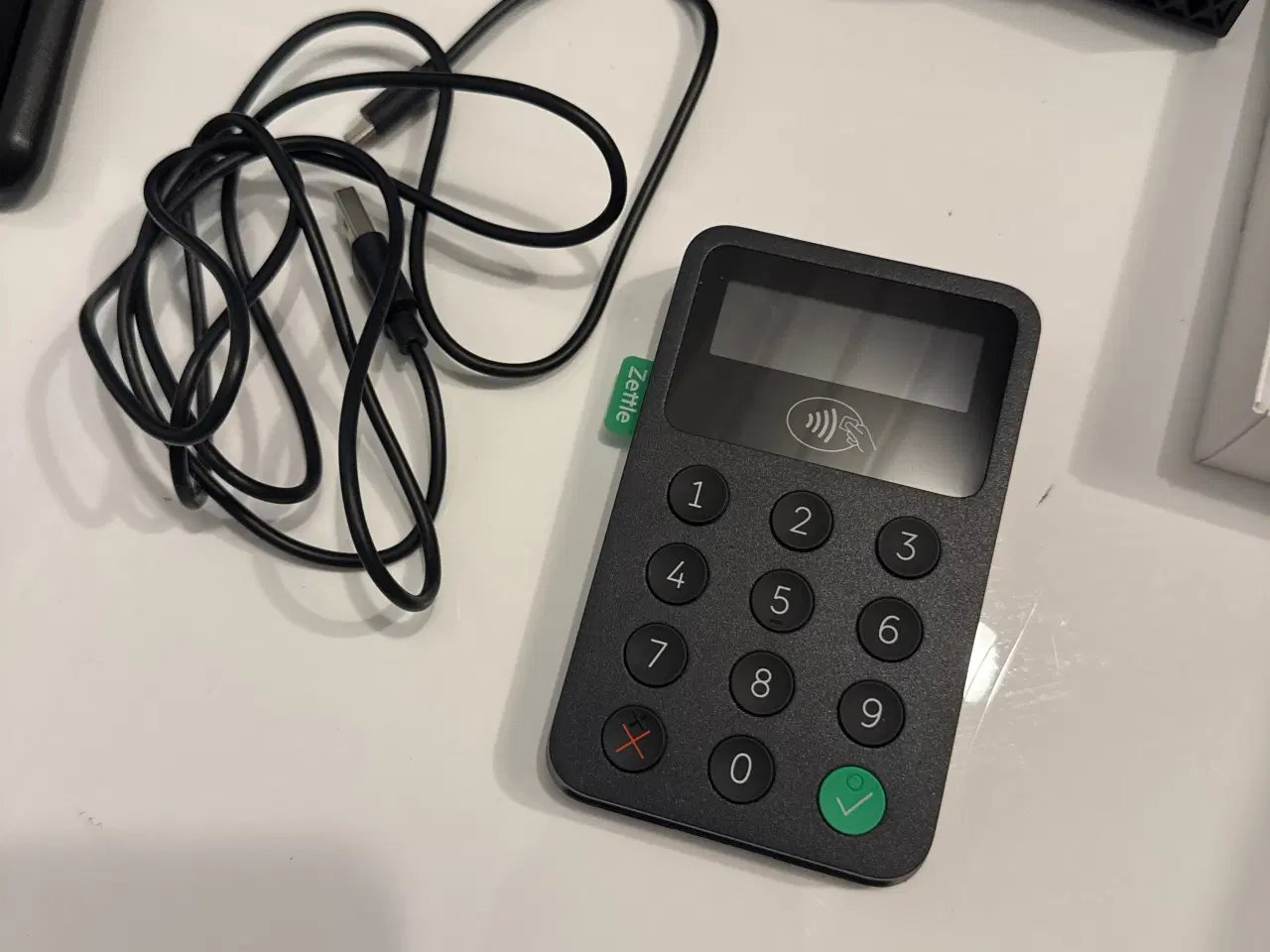 Billede 2 - UDLEJES - Zettle Reader 2