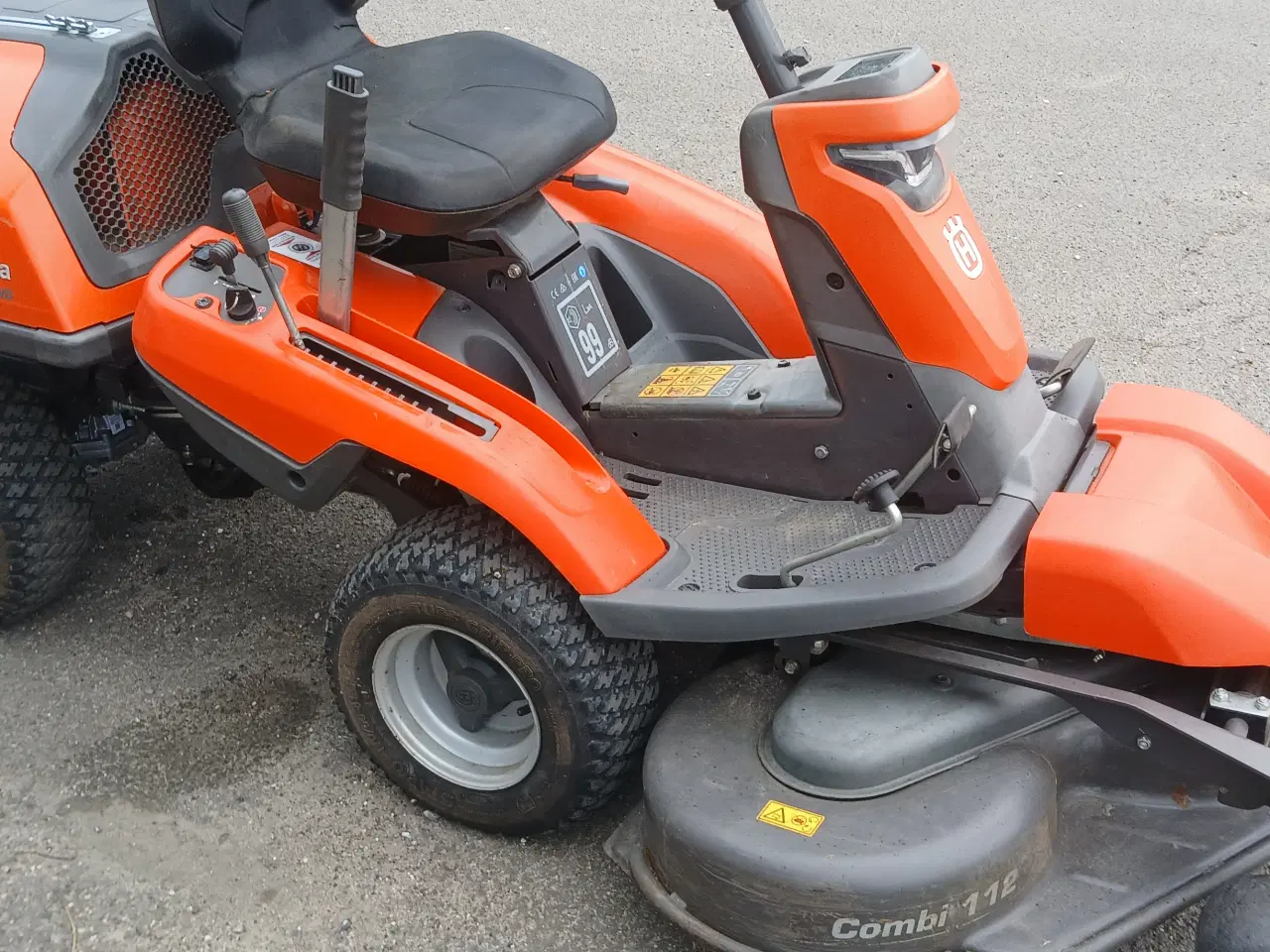 Billede 4 - Havetraktor huskvarna r320x awd 