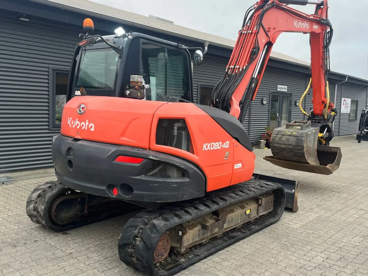 Billede 18 - Kubota KX080-4 Engcon rotortilt, Centralsmørring og 3 Engcon skovle