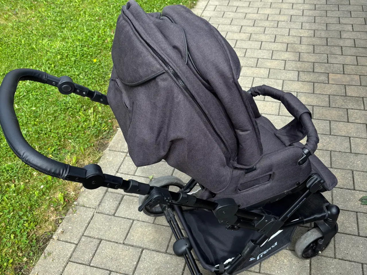 Billede 2 - Babytrold klapvogn