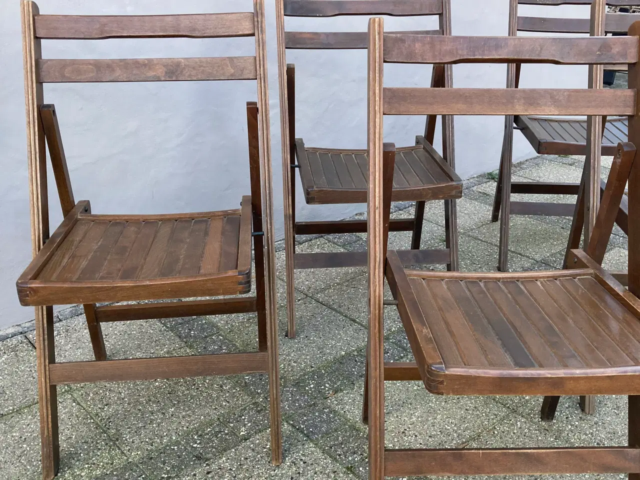 Billede 2 - 5 vintage klapstole i mørkbejset bøg