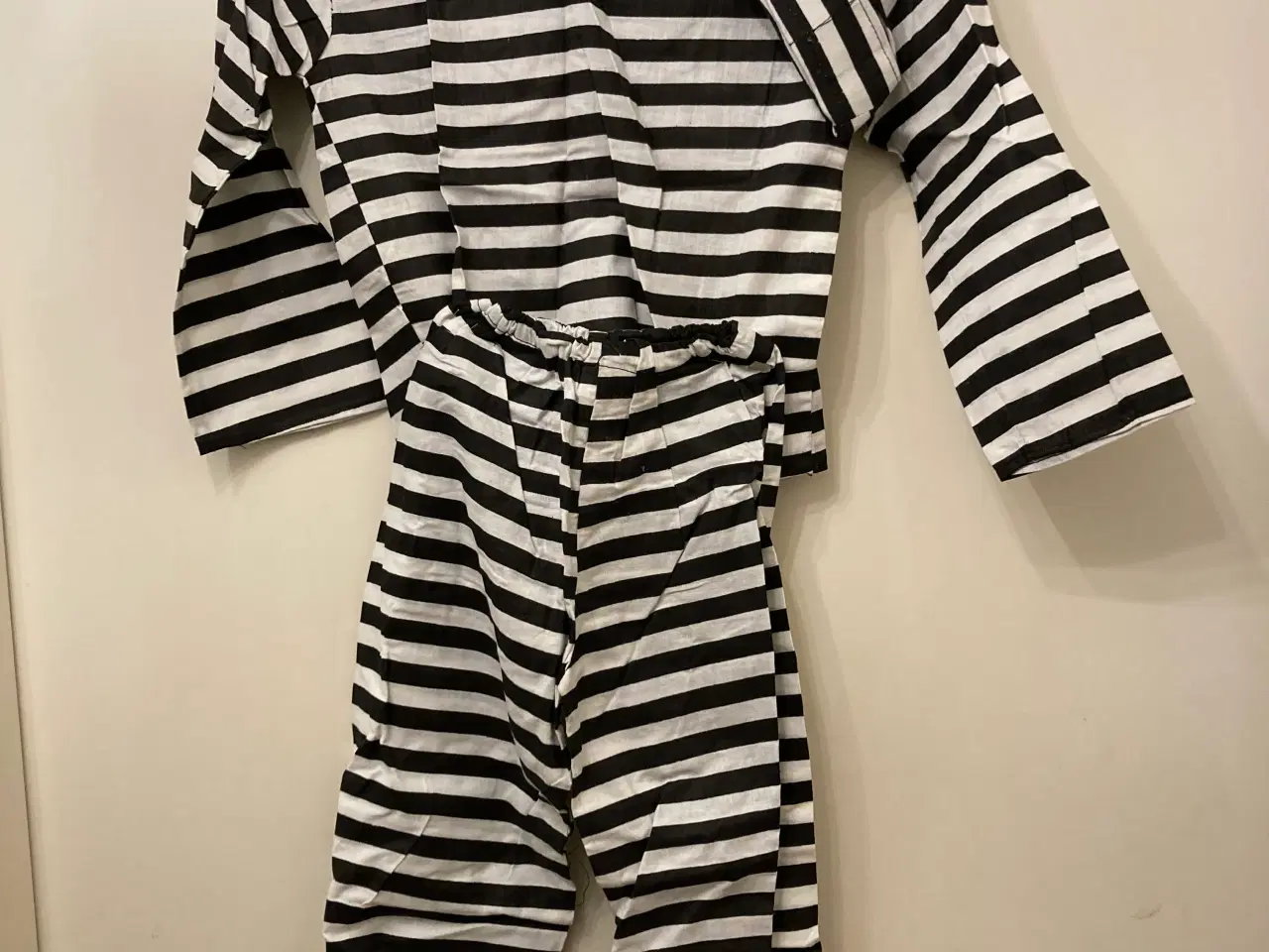 Billede 3 - Fangedragter 