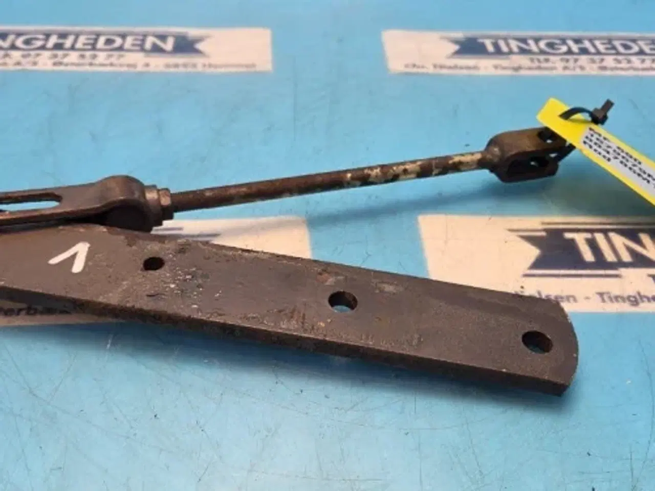 Billede 3 - Massey Ferguson 690 Bremsestang 1679679M92