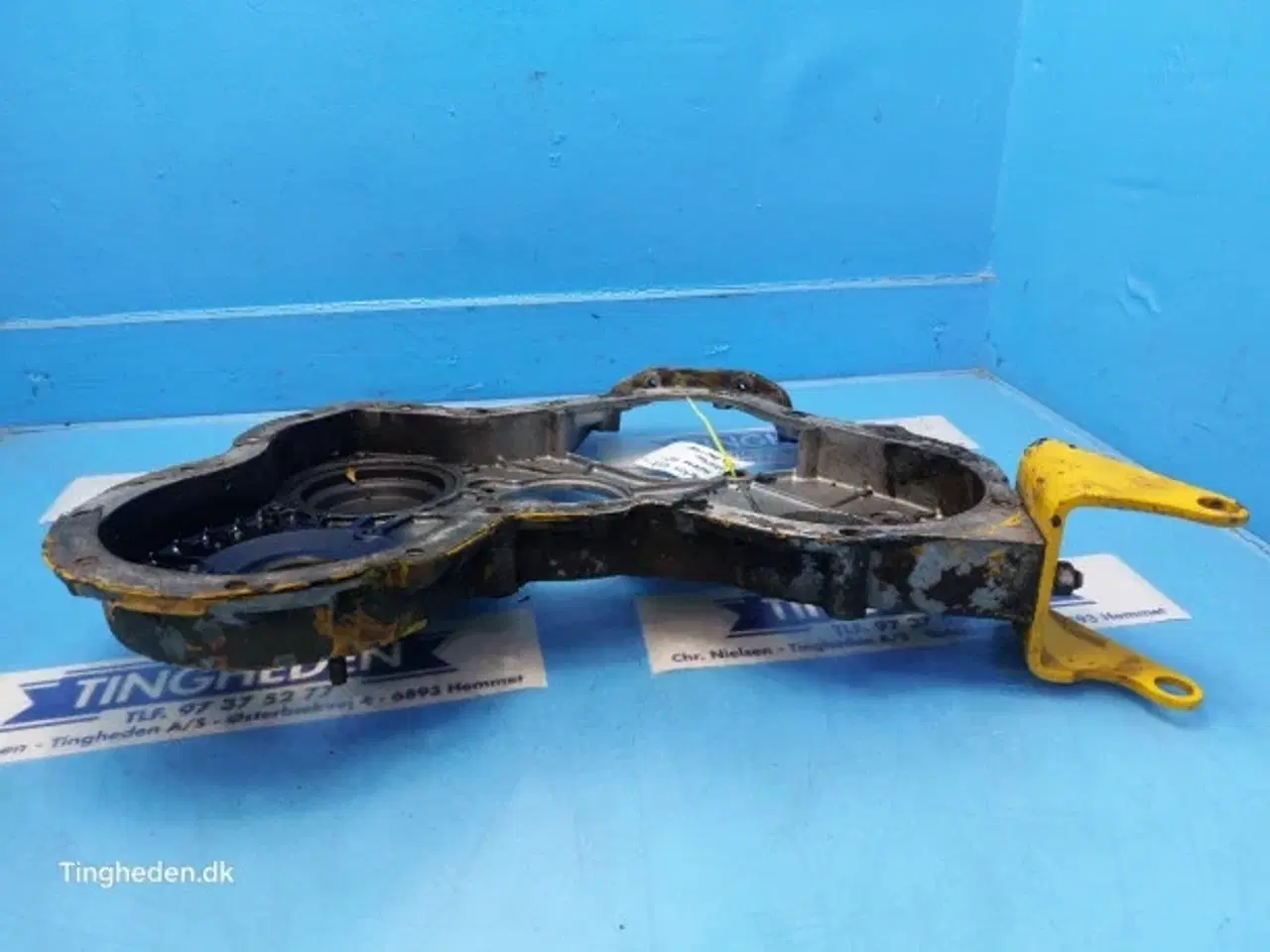 Billede 9 - Perkins 4.248 Timing Gear Dæksel 37161900