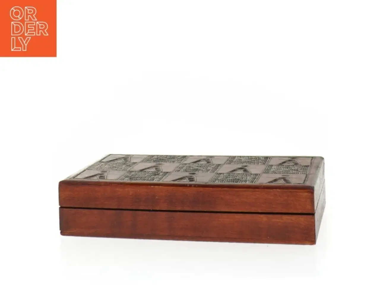 Billede 1 - Antik Polsk Trææske Messing indlæg og med indgraveret mønster (str. 15 x 9 cm)