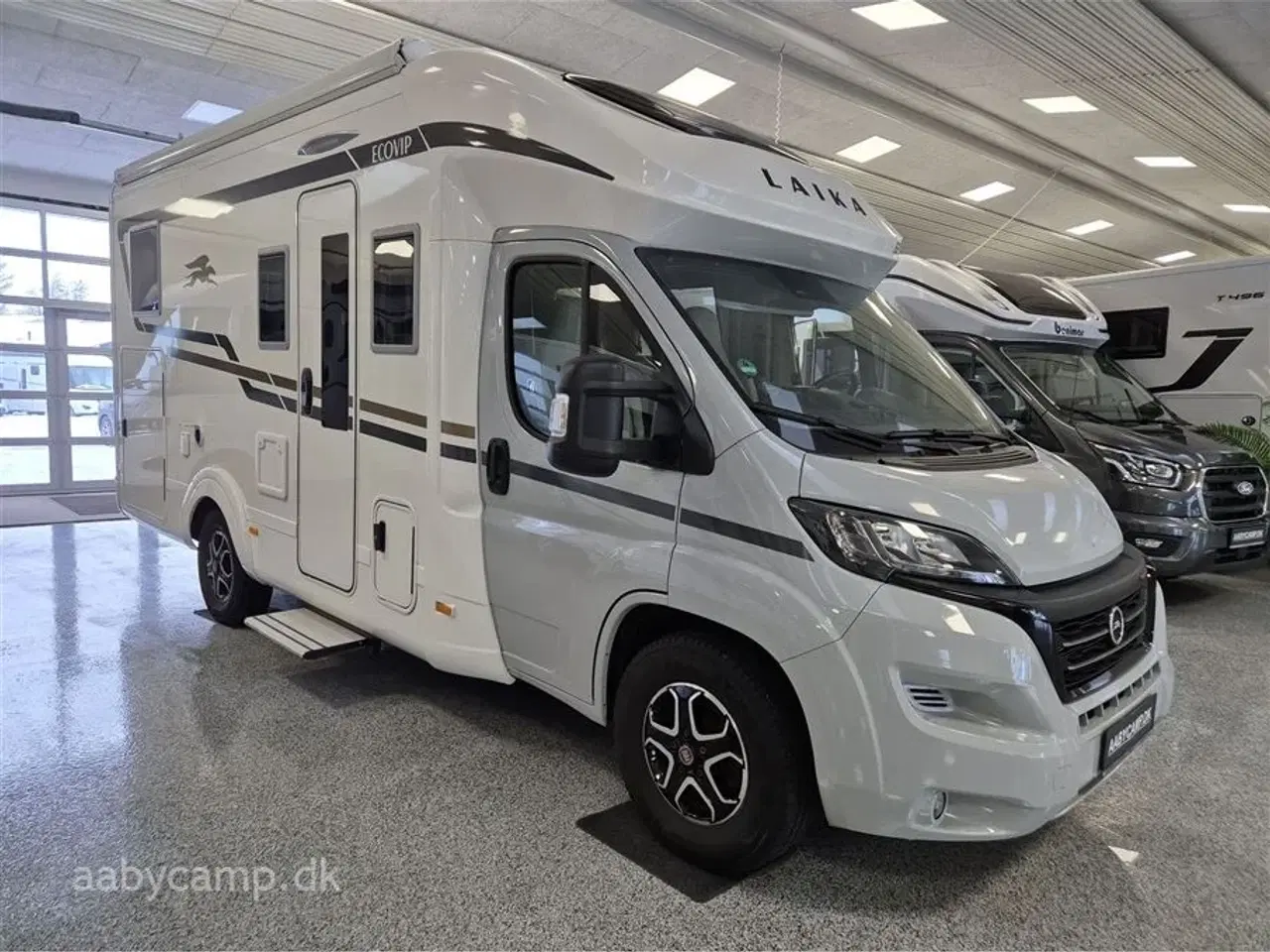 Billede 1 - 2022 - Laika Ecovip 3019 Automatgear. Solceller. 200Ah lithium batteri. 2000W inverter. A/C. udvendigt gas og bruseudtag. Markise. Plisse i front og side ruder. Anntex topmadras undervognsbehandlet. kan vejes op til 3650 Kg.