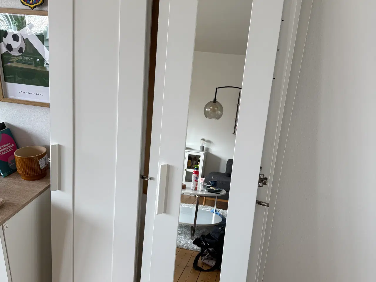 Billede 4 - Brimnes garderobeskab fra IKEA 