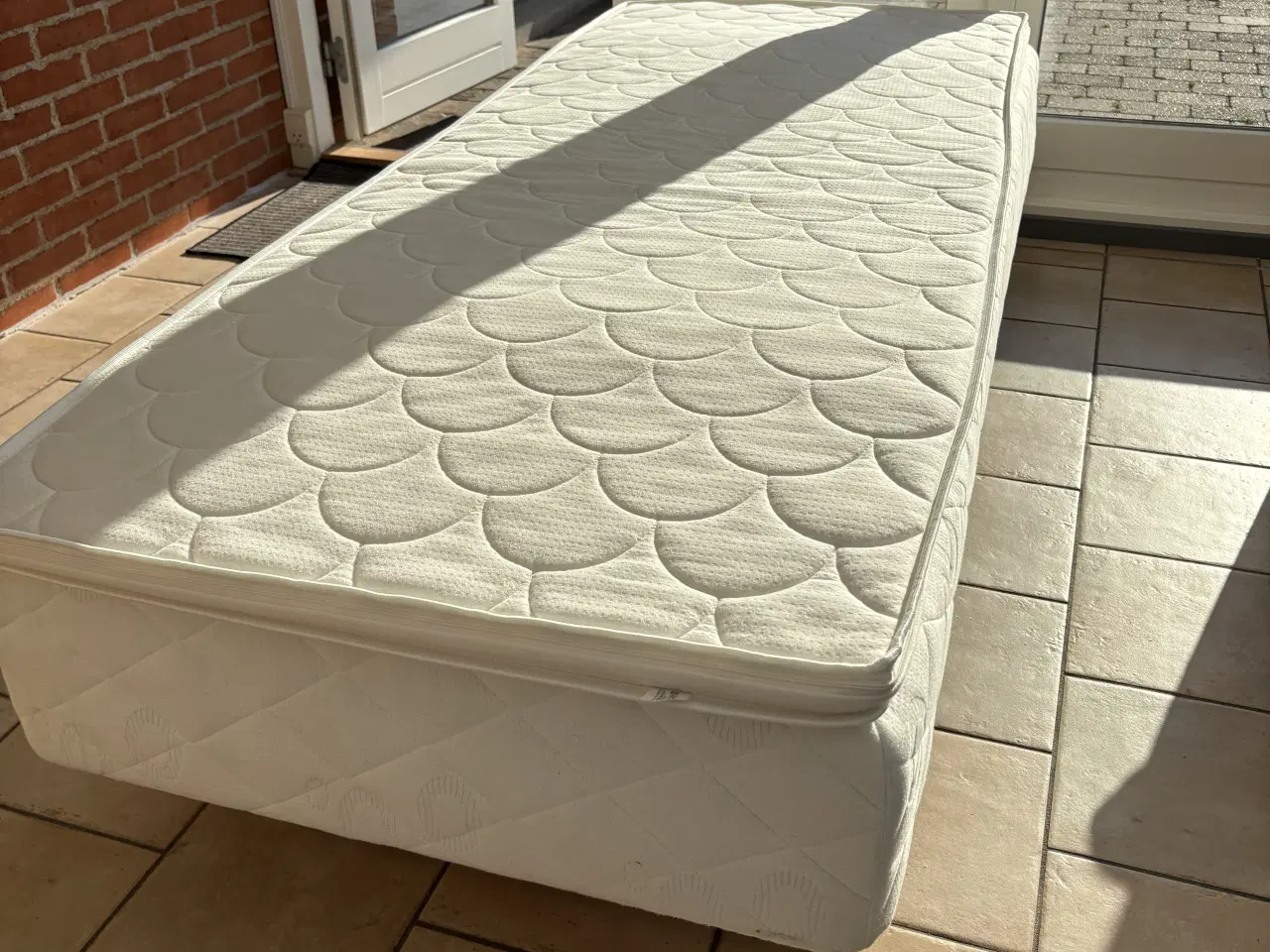 Billede 2 -  Box madras med topmadras