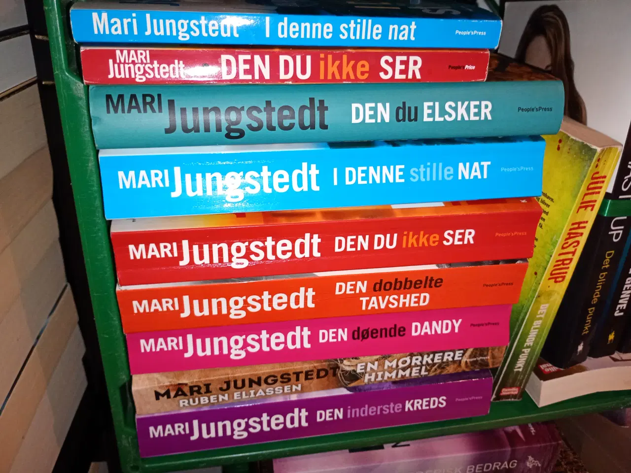 Billede 1 - Mari Jungstedt, Dan Brown, Viveca Steen