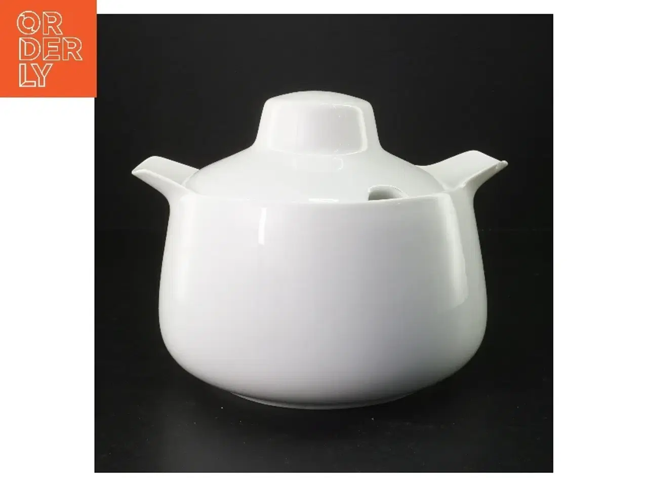 Billede 1 - Hvidpot  porcelænsterrin med låg fra B&G (str. Ø 21x h 18,5 cm)