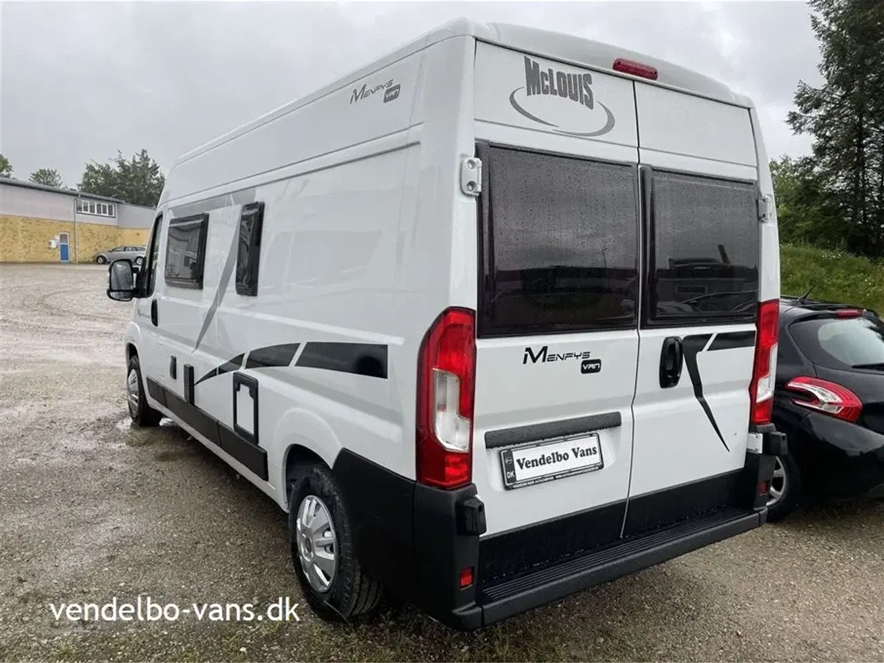 Billede 2 - 2022 - McLouis Menfys Van 03 S-Line   Campervan med dobbeltseng UNDER 6 meter