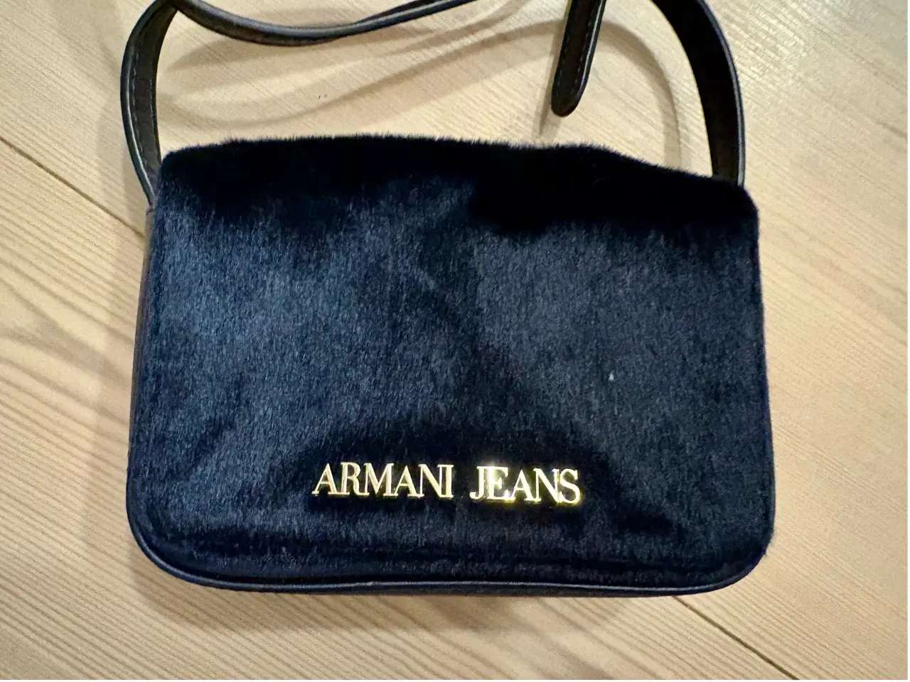 Billede 2 - Armani - gå-i-byen-taske