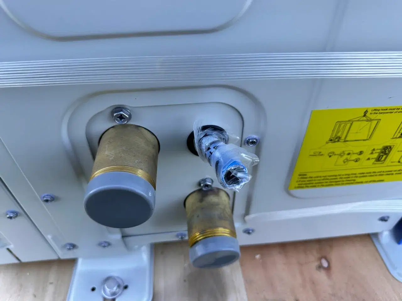 Billede 3 - Fabriksny 10 KW luft til vand varmepumpe KAISAI KHC-10RY3-B