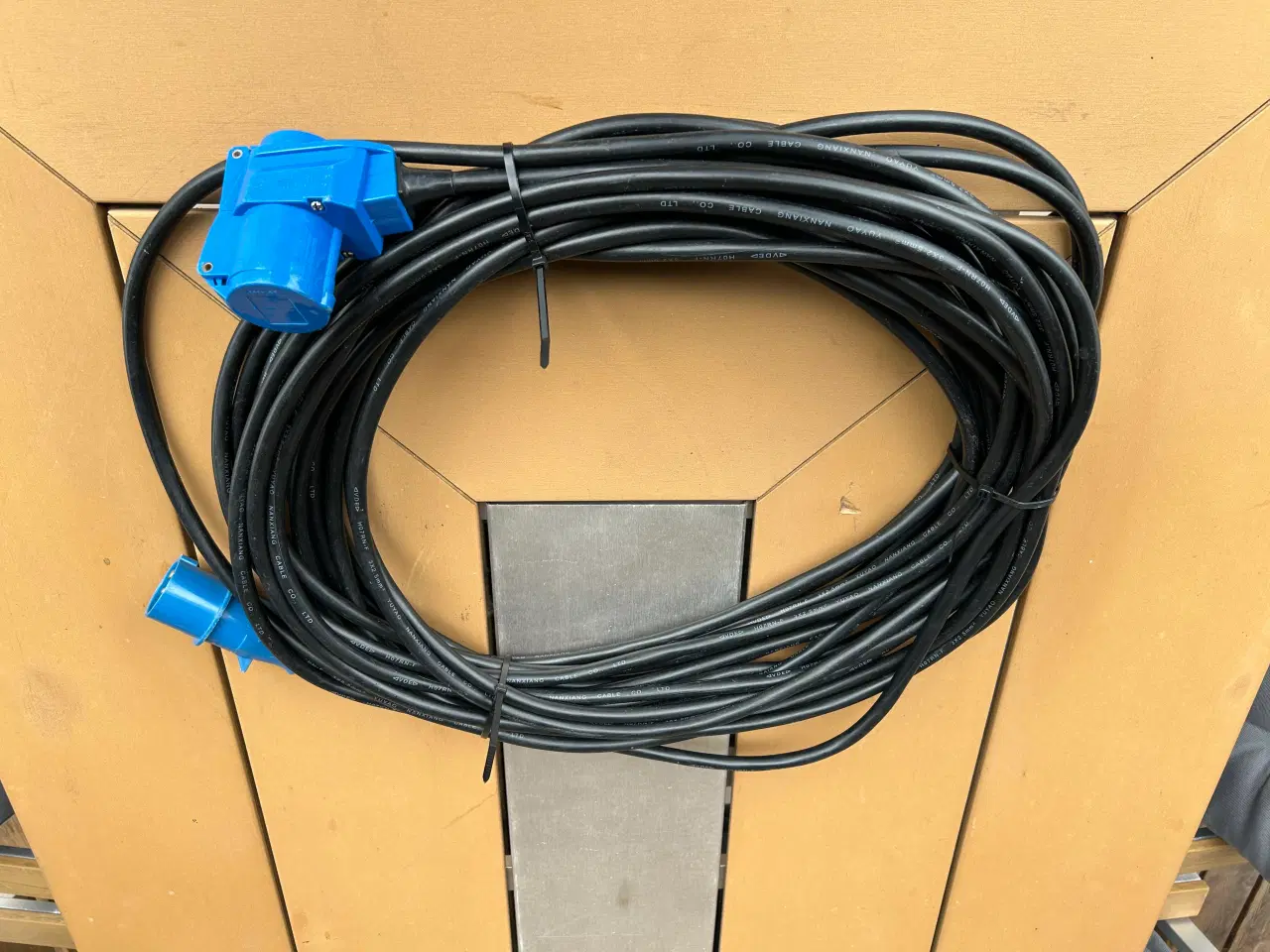 Billede 1 - CEE forlænger kabel 25mm kraftig 3x2.5