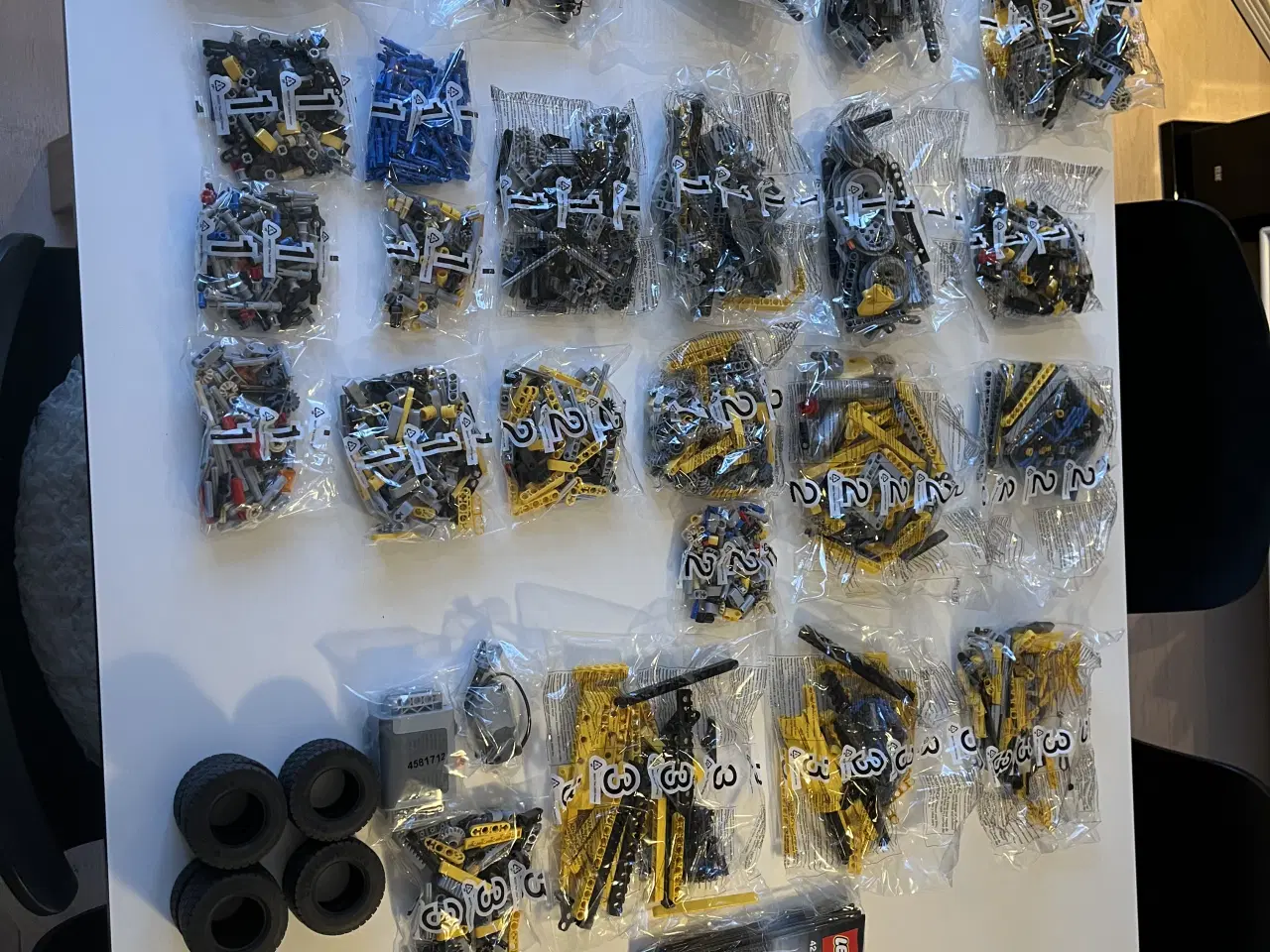 Billede 4 - LEGO Technic mobilkran 42009